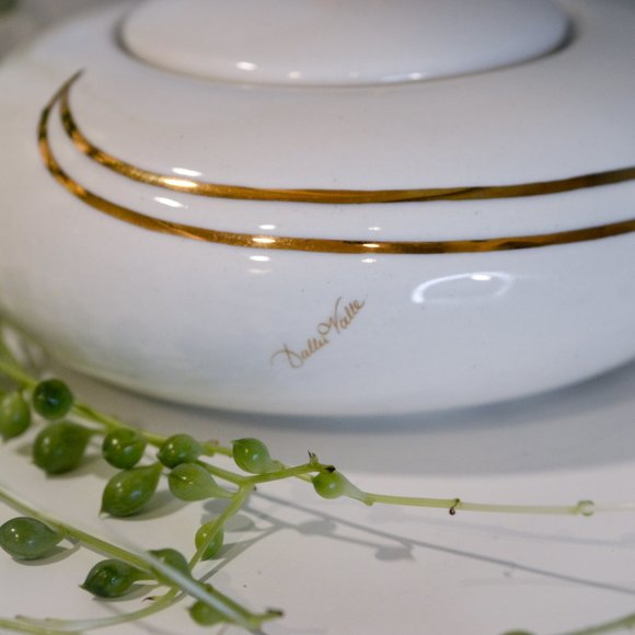 APOLLO D'ORO porcelain trinket box signed by Dalla Valle. - Picture 9 of 10